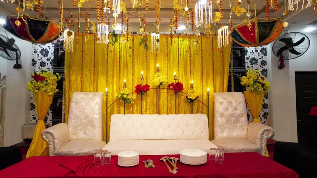 Horizontal video: Elegant indoor wedding stage with floral decor 29277600. Duration: 8 seconds. Resolution: 1920x1080