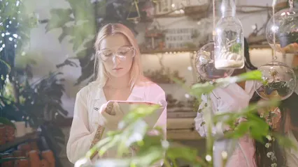 Horizontal video: Women looking a plants 8514982. Duration: 12 seconds. Resolution: 3840x2160